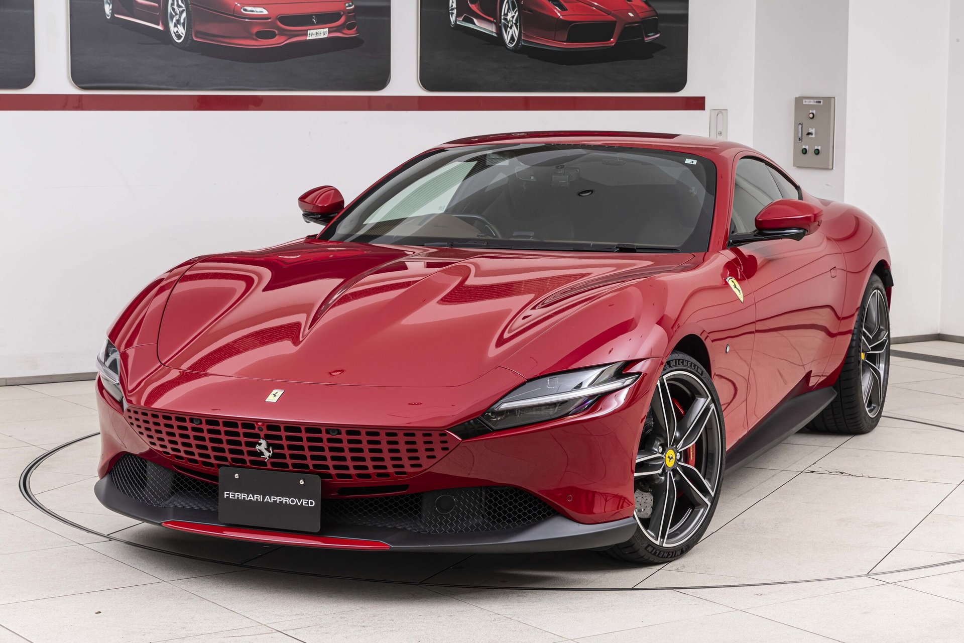 FERRARI ROMA - View 1