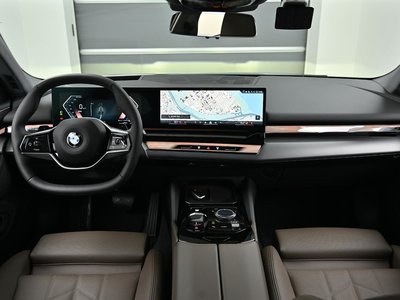 BMW 5 SERIES - 5