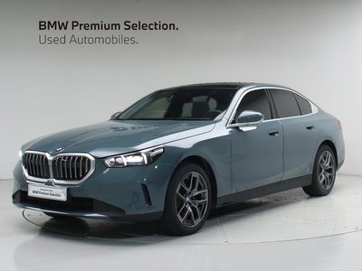 BMW 5 SERIES - 1