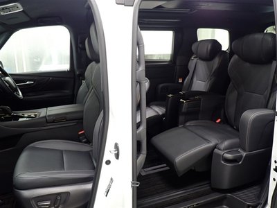 صورة مصغرة 32 لـ 2025 Toyota VELLFIRE