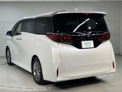 TOYOTA ALPHARD - 4