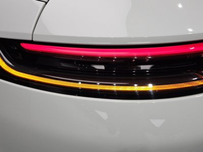صورة 10 لـ 2021 Porsche 911