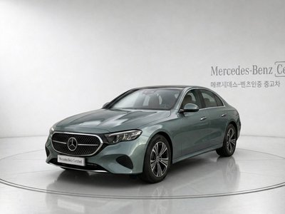 MERCEDES-BENZ E-CLASS - 1