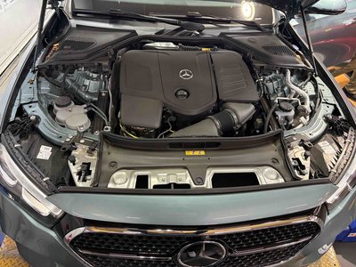 MERCEDES-BENZ E-CLASS - 7