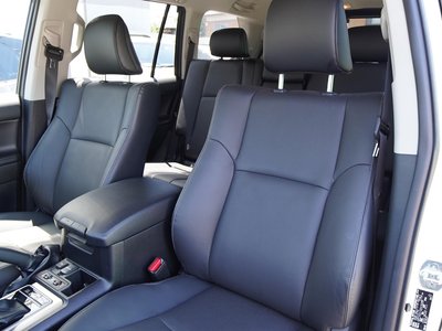 2023 Toyota LAND CRUISER PRADO 缩略图 60