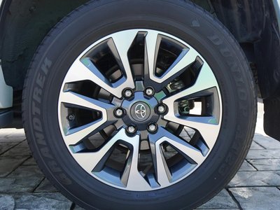 2023 Toyota LAND CRUISER PRADO 缩略图 22