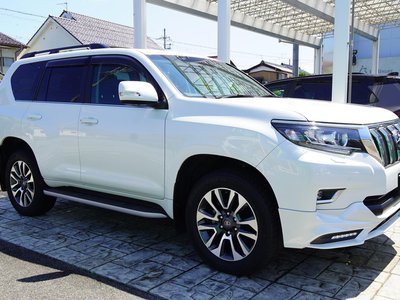صورة 10 لـ 2023 Toyota LAND CRUISER PRADO