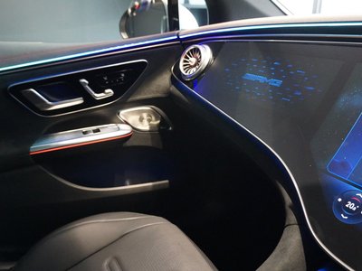 2024 Mercedes-BENZ EQE AMG — миниатюра 61