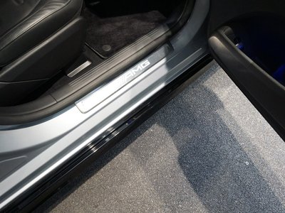 2024 Mercedes-BENZ EQE AMG — миниатюра 34