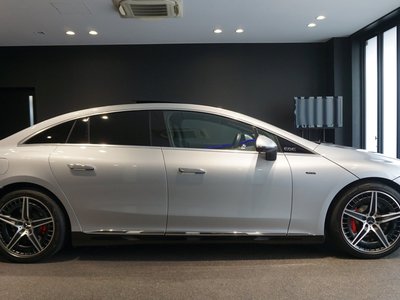 2024 Mercedes-BENZ EQE AMG — миниатюра 11