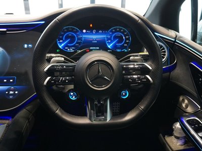 2024 Mercedes-BENZ EQE AMG — миниатюра 17