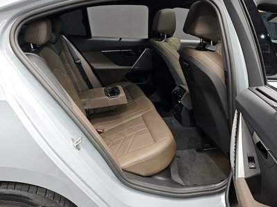 صورة مصغرة 17 لـ 2024 BMW I5