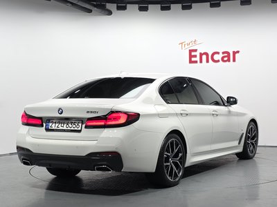 BMW 5 SERIES - 4
