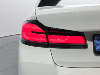 BMW 5 SERIES - 10