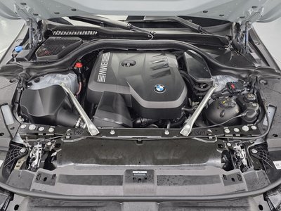 2025 BMW 5 SERIES photo 7