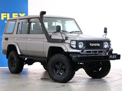2002 Toyota LAND CRUISER 70 thumbnail 22