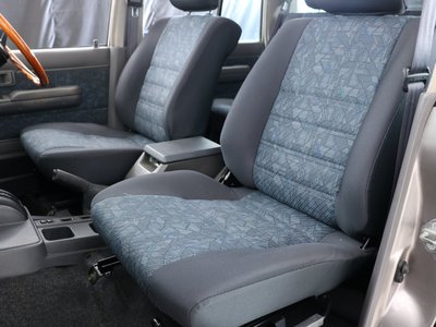 2002 Toyota LAND CRUISER 70 thumbnail 40