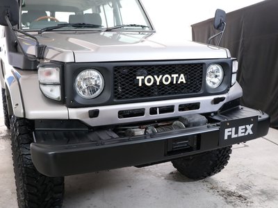 2002 Toyota LAND CRUISER 70 thumbnail 26