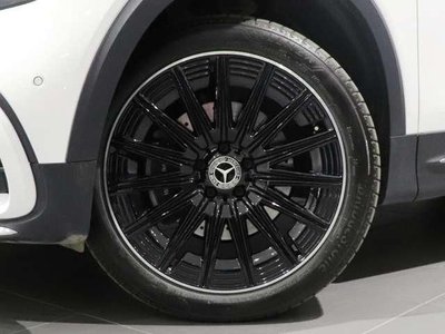 MERCEDES-BENZ GLB - 4