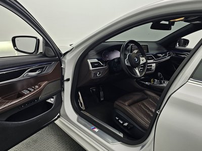 BMW 7 SERIES - 10