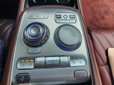 صورة 9 لـ 2023 GENESIS G90 (RS4)