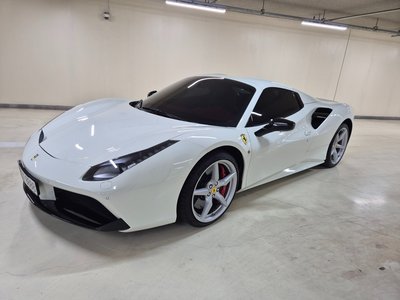 FERRARI 488 SPIDER