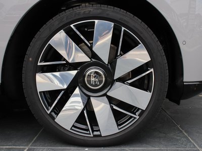 2026 ROLLS-ROYCE CULLINAN — миниатюра 15