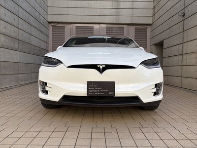 TESLA MODEL X - 5