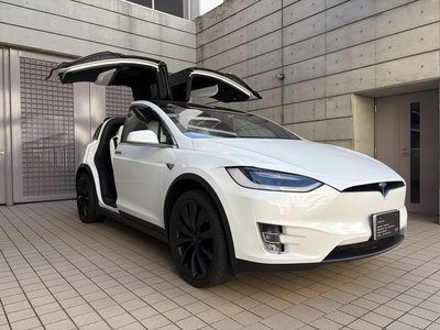 TESLA MODEL X - 4