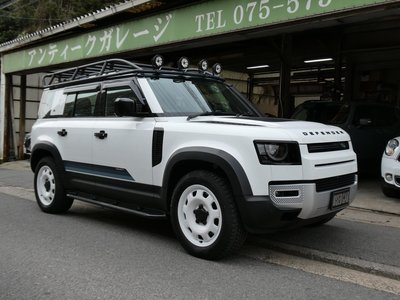 LAND ROVER DEFENDER - 2