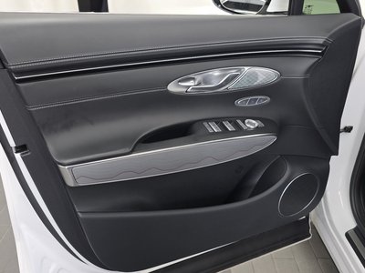 صورة مصغرة 14 لـ 2021 Genesis GV70