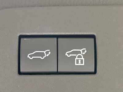 TOYOTA LAND CRUISER 250 - 8