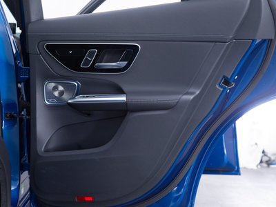 صورة مصغرة 142 لـ 2023 Mercedes-BENZ GLC