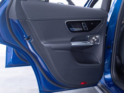صورة مصغرة 146 لـ 2023 Mercedes-BENZ GLC