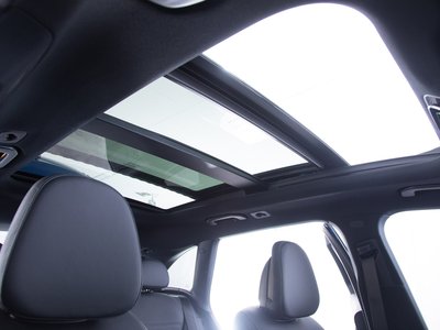 صورة مصغرة 117 لـ 2023 Mercedes-BENZ GLC