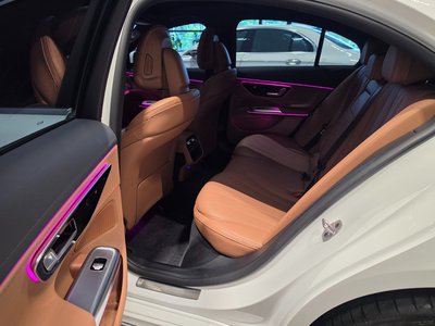 MERCEDES-BENZ E-CLASS - 10