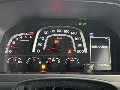 TOYOTA LAND CRUISER 70 - 4