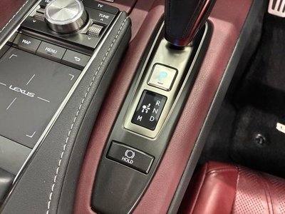 2019 Lexus LC — миниатюра 25