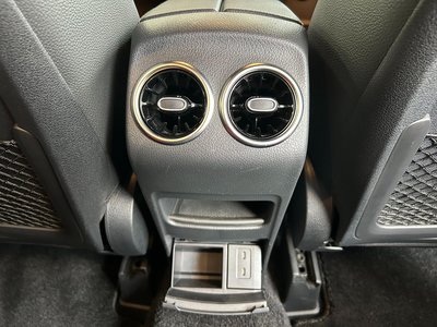 2023 Mercedes-BENZ GLB — миниатюра 14