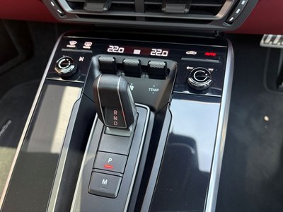 صورة مصغرة 17 لـ 2021 Porsche 911