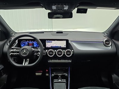 MERCEDES-BENZ EQA - 5