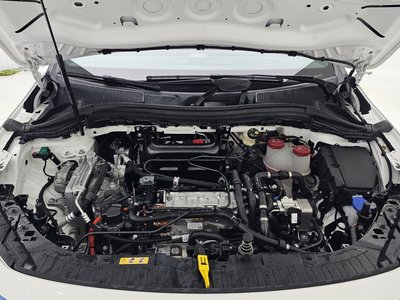 MERCEDES-BENZ EQA - 7