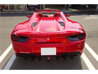 صورة مصغرة 20 لـ 2018 FERRARI 488 SPIDER
