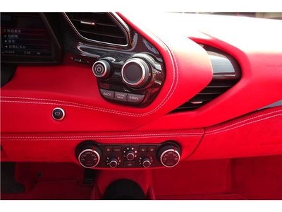 صورة مصغرة 44 لـ 2018 FERRARI 488 SPIDER