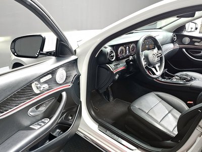 MERCEDES-BENZ E-CLASS - 10