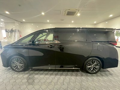 TOYOTA VELLFIRE - 4