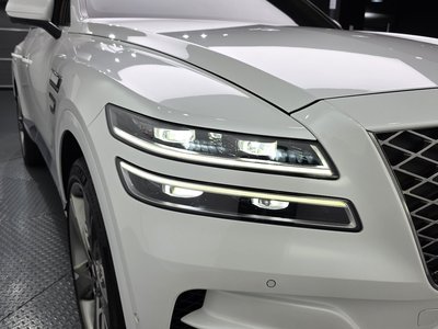 صورة 9 لـ 2023 Genesis GV80