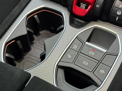 2024 Lamborghini URUS 缩略图 16