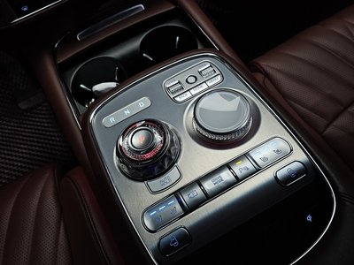 2022 Genesis G90 (RS4) photo 9