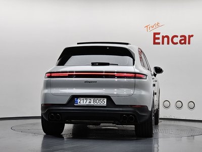 PORSCHE CAYENNE - 3